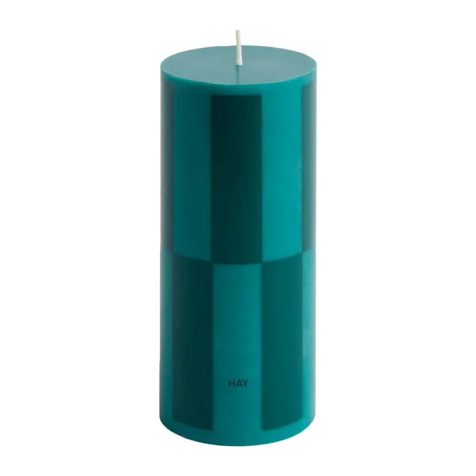 Column Candle pöytäkynttilä small 15 cm, Green-dark green iso ruutukuvio.