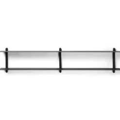 Nivo hylly C, Mustaksi petsattu saarni-musta