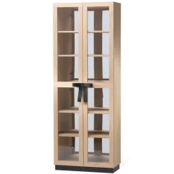 The Bow -vitriinikaappi, Valkoöljytty tammi